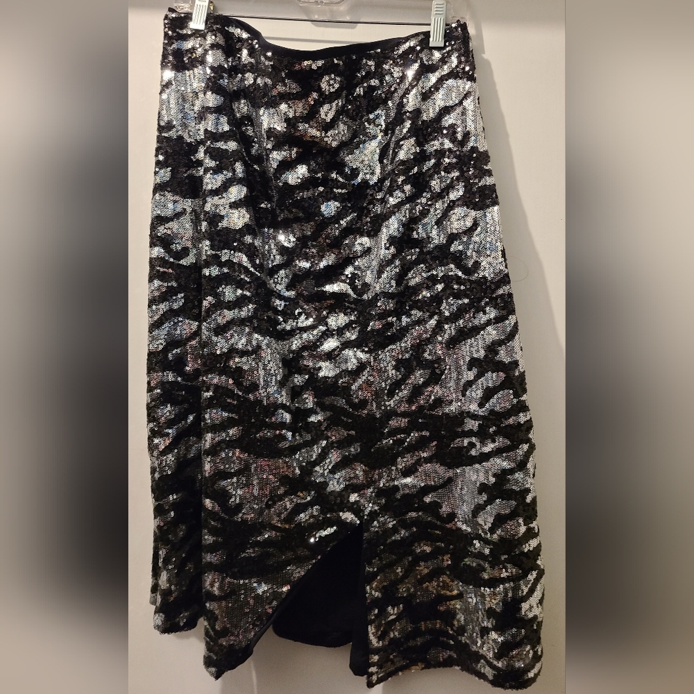 New with one tag still on Eloquii black and silver zebra striped sequin skirt